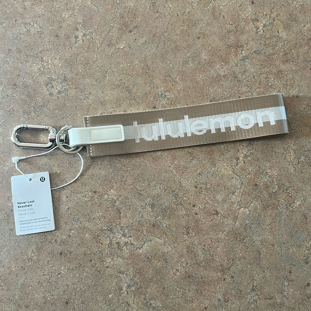 Lululemon Never Lost Keychain - Tan and White